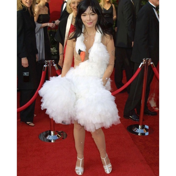 Thank you!🥰 I’m hosting Party #5! Dresses & Skirts on Monday, August 21, 2023 - Picture 4 of 7